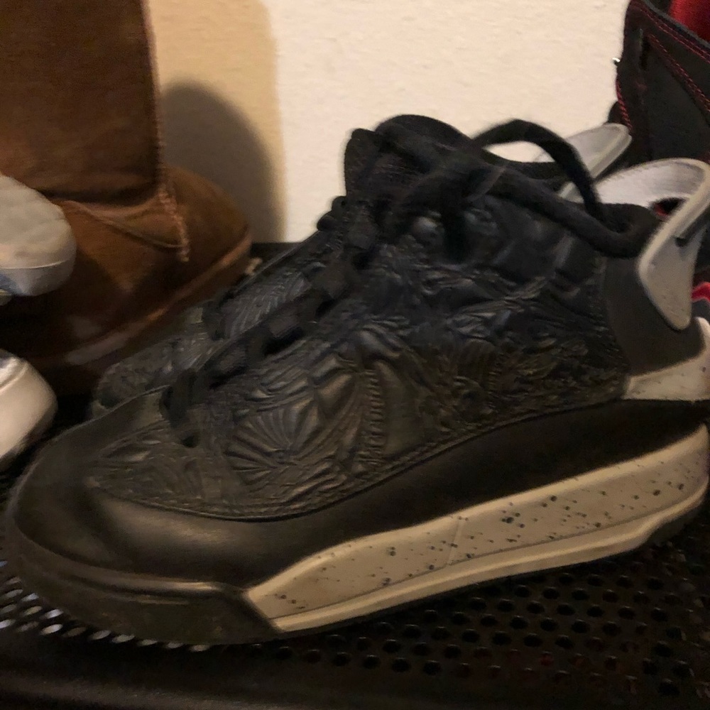 Boys Jordan dub zero